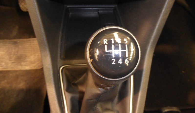 
								Volkswagen Caddy COMBI 1.4 TGI 110 CV lleno									