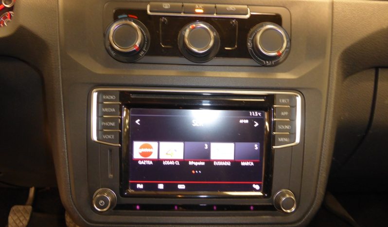 
								Volkswagen Caddy COMBI 1.4 TGI 110 CV lleno									