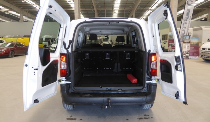 
								PEUGEOT Rifter Active Standard BlueHDi 100 CV lleno									