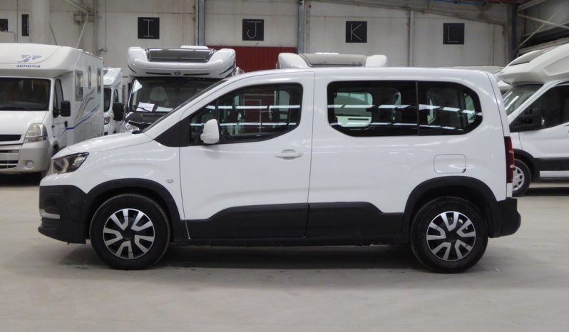 
								PEUGEOT Rifter Active Standard BlueHDi 100 CV lleno									