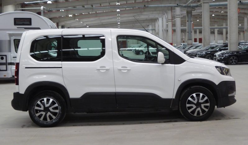 
								PEUGEOT Rifter Active Standard BlueHDi 100 CV lleno									