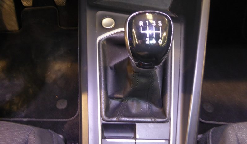 
								VOLKSWAGEN Golf 2.0 TDI 85kW 115CV lleno									