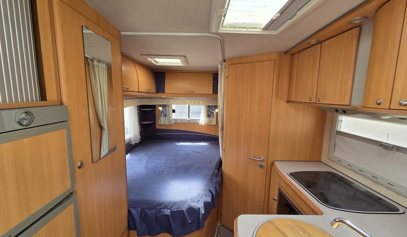 
								MERCEDES PILOTE CLASE G INTEGRAL CAMA FRANCESA GAMA ALTA 156 CVS lleno									