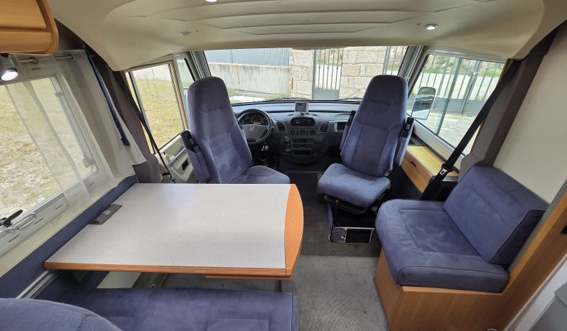 
								MERCEDES PILOTE CLASE G INTEGRAL CAMA FRANCESA GAMA ALTA 156 CVS lleno									