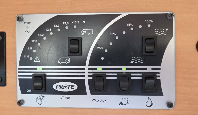 
								MERCEDES PILOTE CLASE G INTEGRAL CAMA FRANCESA GAMA ALTA 156 CVS lleno									