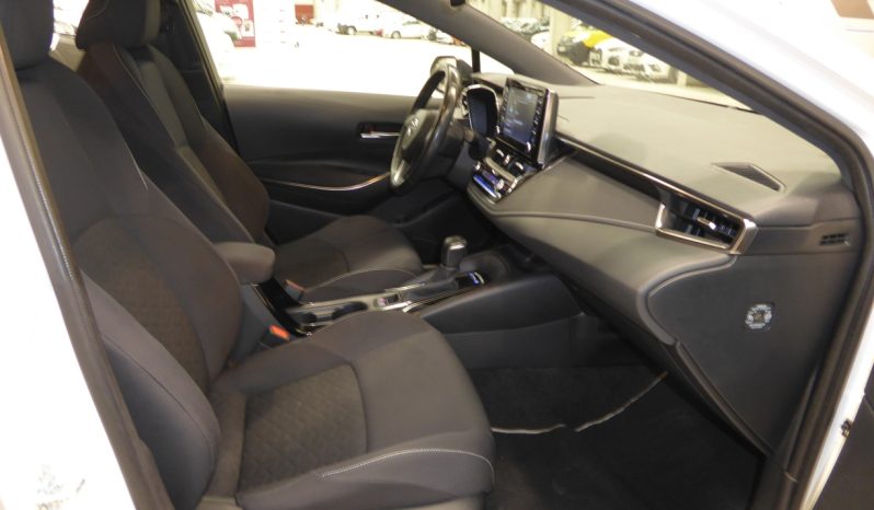 
								TOYOTA Corolla 1.8 125H ACTIVE TECH ECVT lleno									