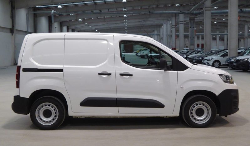 
								CITROEN BERLINGO Talla M BlueHDi 100 CV CONTROL lleno									