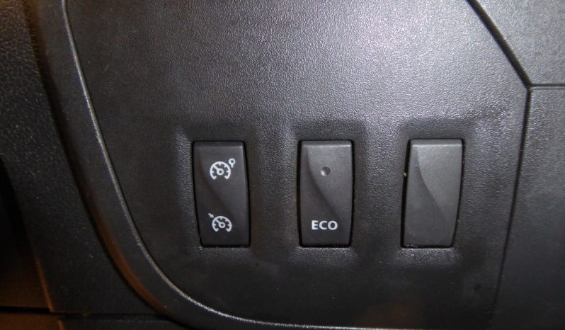 
								RENAULT MASTER 2.3DCI 130cv RWD PUERTA ELEVADORA lleno									