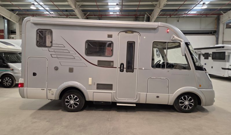 
								HYMER B 504 SL INTEGRAL COMPACTA 6 MTS. GAMA ALTA POCOS KMS lleno									