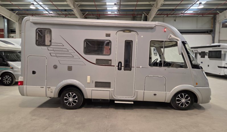 
								HYMER B 504 SL INTEGRAL COMPACTA 6 MTS. GAMA ALTA POCOS KMS lleno									