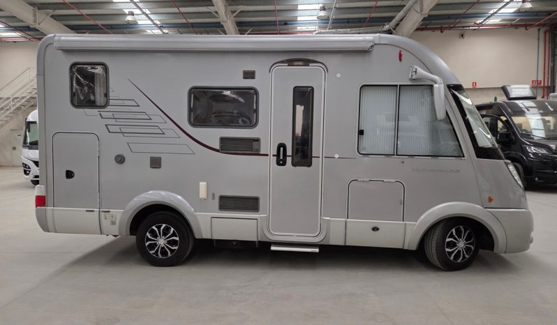 
								HYMER B 504 SL INTEGRAL COMPACTA 6 MTS. GAMA ALTA POCOS KMS lleno									