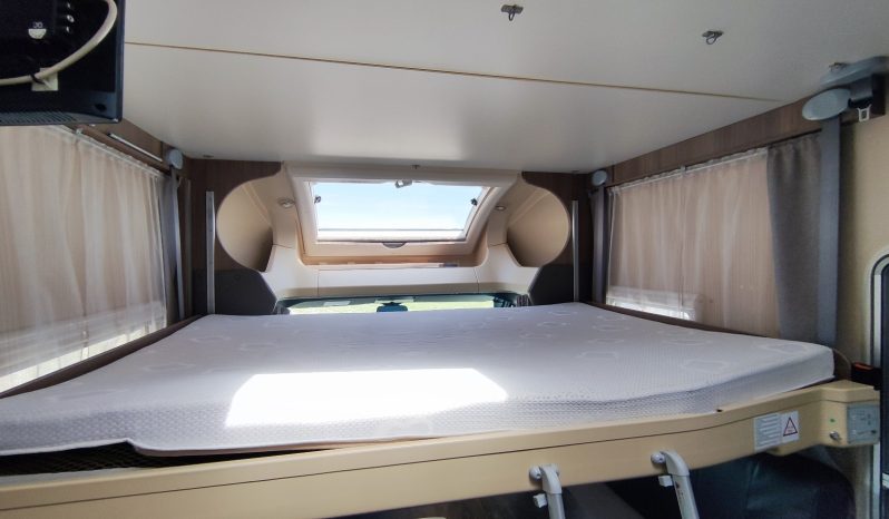 
								CHAUSSON BEST OF 10 PERFILADA 4.p COMPACTA 4P GAMA ALTA + bola remolque lleno									