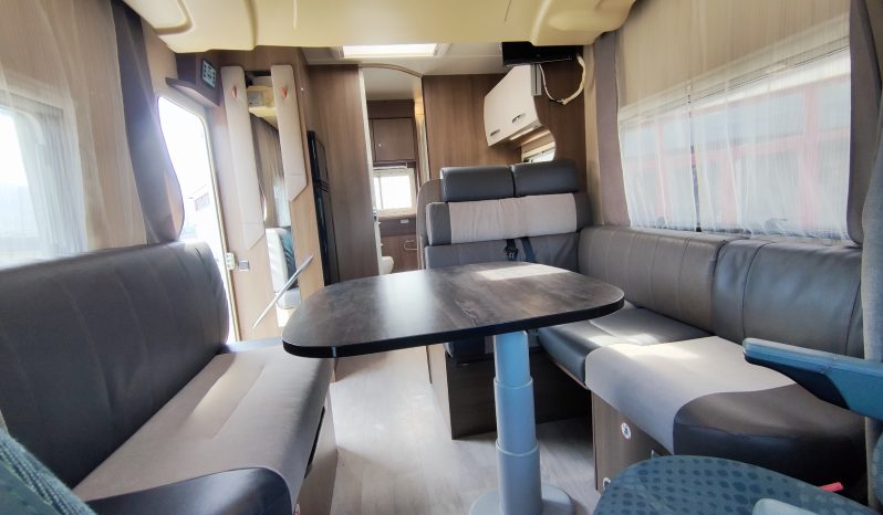 
								CHAUSSON BEST OF 10 PERFILADA 4.p COMPACTA 4P GAMA ALTA + bola remolque lleno									