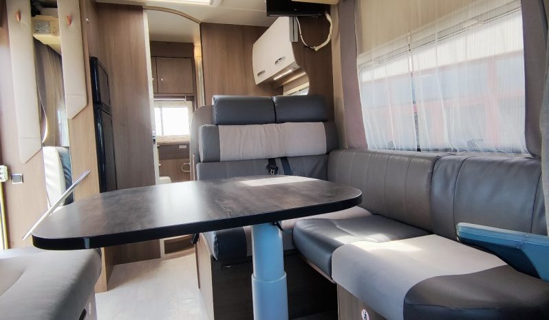 
								CHAUSSON BEST OF 10 PERFILADA 4.p COMPACTA 4P GAMA ALTA + bola remolque lleno									