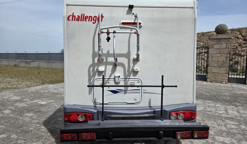 
								CHALLENGER GENESIS 32 – CAMA FRANCESA, 125 CVS + AA + PORTA MOTOS lleno									