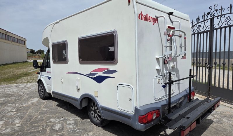 
								CHALLENGER GENESIS 32 – CAMA FRANCESA, 125 CVS + AA + PORTA MOTOS lleno									
