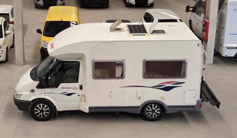 
								CHALLENGER GENESIS 32 – CAMA FRANCESA, 125 CVS + AA + PORTA MOTOS lleno									