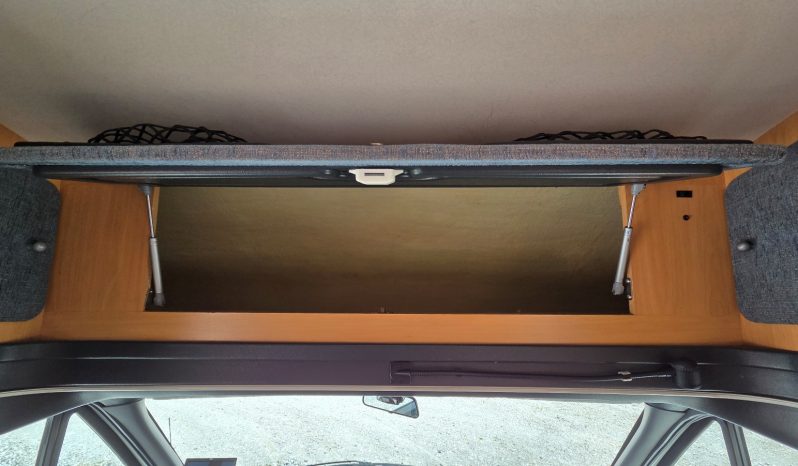 
								CHALLENGER GENESIS 32 – CAMA FRANCESA, 125 CVS + AA + PORTA MOTOS lleno									