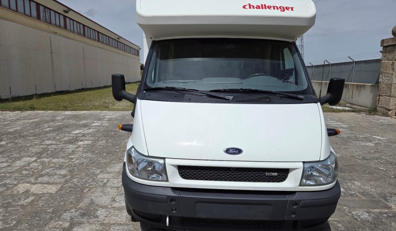 
								CHALLENGER GENESIS 32 – CAMA FRANCESA, 125 CVS + AA + PORTA MOTOS lleno									