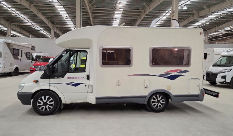 
								CHALLENGER GENESIS 32 – CAMA FRANCESA, 125 CVS + AA + PORTA MOTOS lleno									