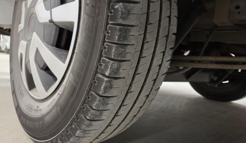 
								CHALLENGER GENESIS 32 – CAMA FRANCESA, 125 CVS + AA + PORTA MOTOS lleno									