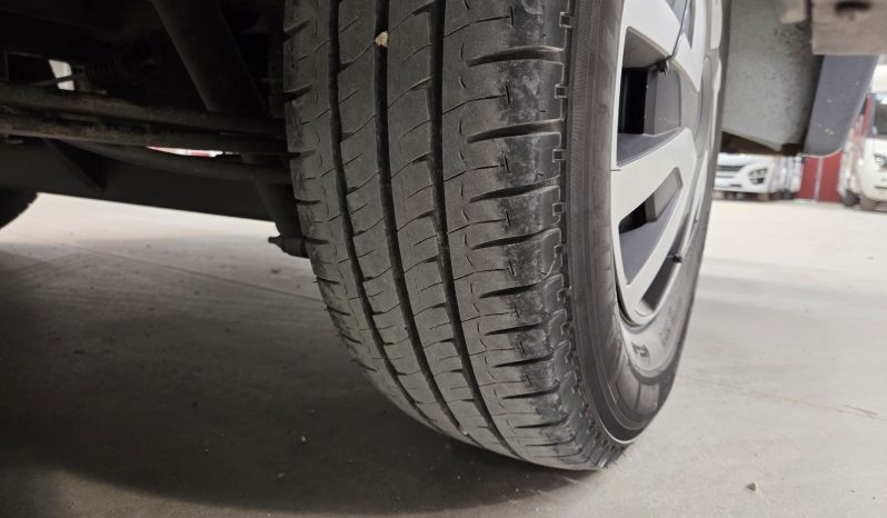 
								CHALLENGER GENESIS 32 – CAMA FRANCESA, 125 CVS + AA + PORTA MOTOS lleno									