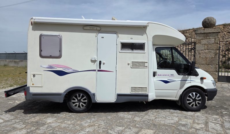 CHALLENGER GENESIS 32 – CAMA FRANCESA, 125 CVS + AA + PORTA MOTOS