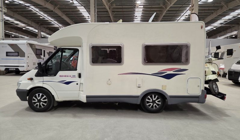 
								CHALLENGER GENESIS 32 – CAMA FRANCESA, 125 CVS + AA + PORTA MOTOS lleno									