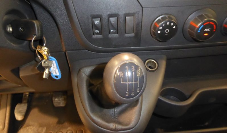 
								RENAULT MASTER 2.3DCI 130cv RWD PUERTA ELEVADORA lleno									