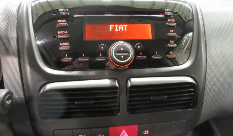 
								Fiat Doblo Cargo Base 1.3 Mjet 66kW 90CV E5 lleno									