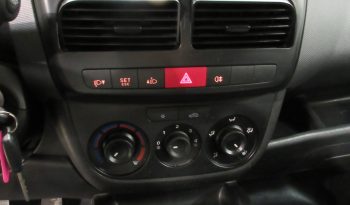 
									Fiat Doblo Cargo Base 1.3 Mjet 66kW 90CV E5 lleno								