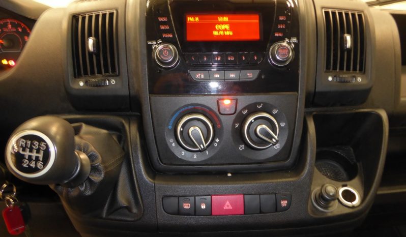 
								Citroen Jumper BlueHDi 130CV Furgon 35 L4H3 lleno									