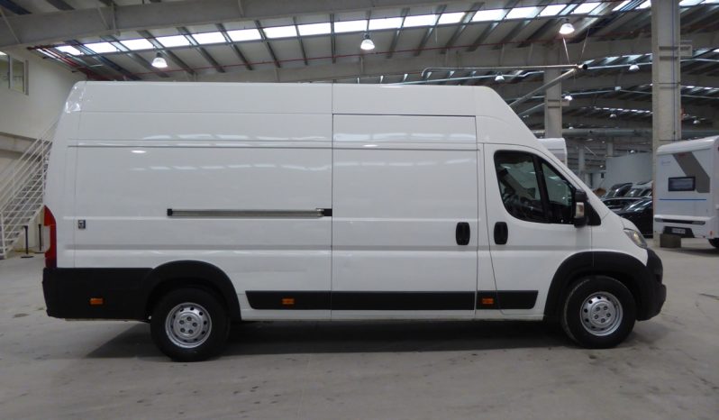 
								Citroen Jumper BlueHDi 130CV Furgon 35 L4H3 lleno									
