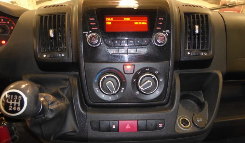 
								Citroen Jumper BlueHDi 130CV Furgon 33L2H2 lleno									