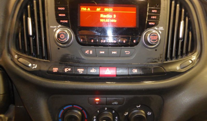 
								Fiat Doblo Cargo Base 1.3 Mjet 66kW 90CV E5 lleno									