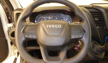 
									IVECO DAILY 2.3 TD 35C 16 3450 Puerta elevadora lleno								