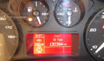 
									IVECO DAILY 2.3 TD 35C 16 3450 Puerta elevadora lleno								