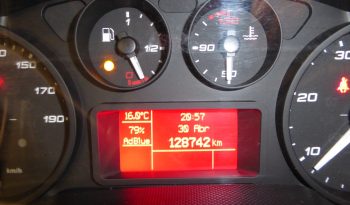 
									IVECO DAILY 2.3 TD 35C 16 3450 Puerta elevadora lleno								