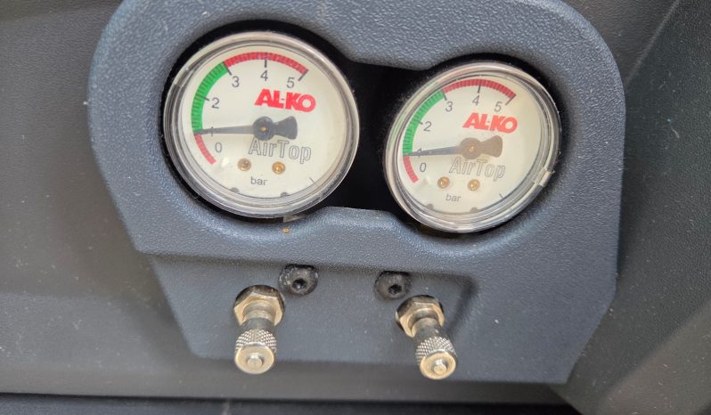 
								ADRIA CORAL A 690 SC FIAT DUCATO CAMA ISLA GAMA ALTA POCOS KMS lleno									