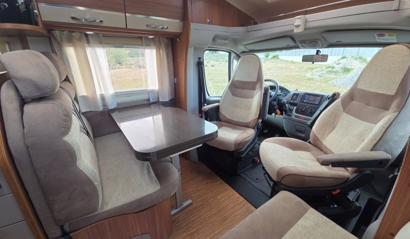 
								ADRIA CORAL A 690 SC FIAT DUCATO CAMA ISLA GAMA ALTA POCOS KMS lleno									