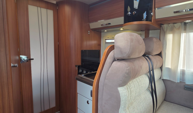 
								ADRIA CORAL A 690 SC FIAT DUCATO CAMA ISLA GAMA ALTA POCOS KMS lleno									