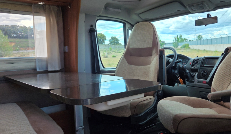 
								ADRIA CORAL A 690 SC FIAT DUCATO CAMA ISLA GAMA ALTA POCOS KMS lleno									