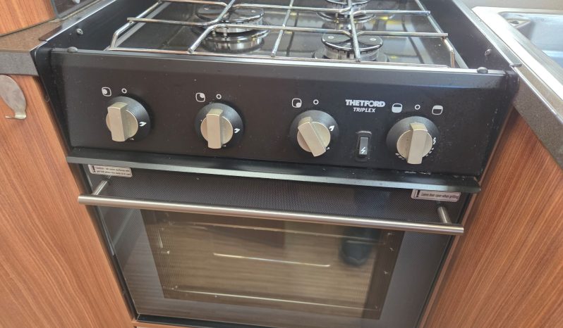 
								ADRIA CORAL A 690 SC FIAT DUCATO CAMA ISLA GAMA ALTA POCOS KMS lleno									