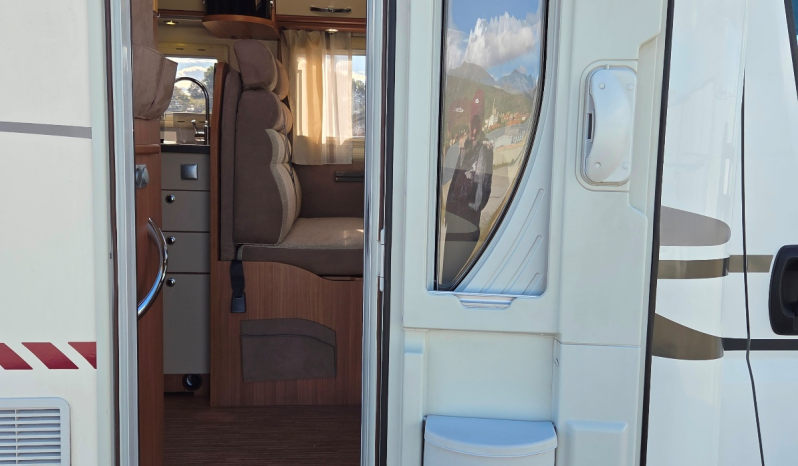 
								ADRIA CORAL A 690 SC FIAT DUCATO CAMA ISLA GAMA ALTA POCOS KMS lleno									