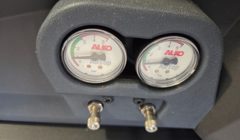 
								ADRIA CORAL A 690 SC FIAT DUCATO CAMA ISLA GAMA ALTA POCOS KMS lleno									