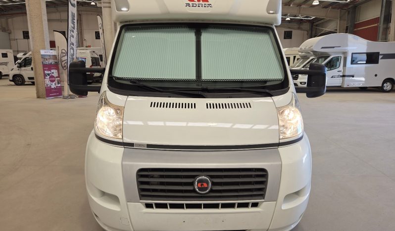 
								ADRIA CORAL A 690 SC FIAT DUCATO CAMA ISLA GAMA ALTA POCOS KMS lleno									