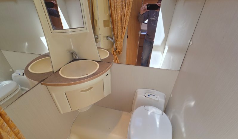 
								CHAUSSON FLASH 3 CAPUCHINA COMPACTA 6,10 MTS 6 P. pocos kms lleno									