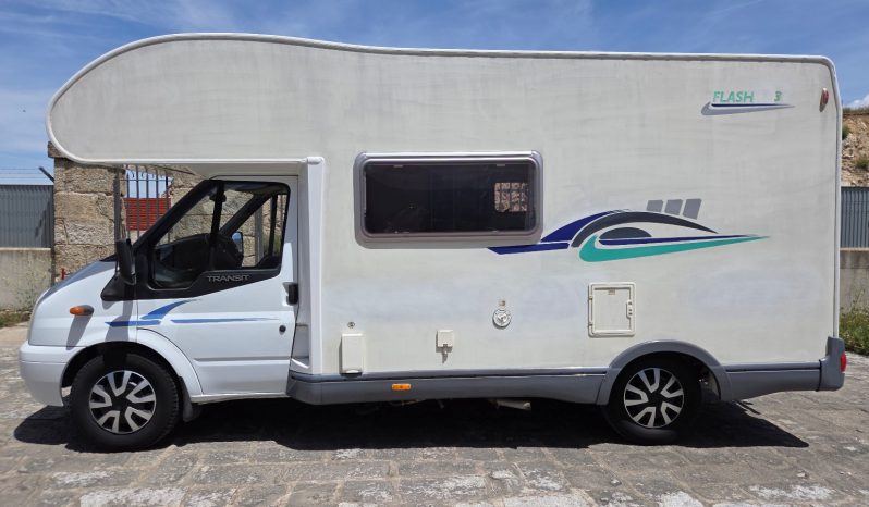 CHAUSSON FLASH 3 CAPUCHINA COMPACTA 6,10 MTS 6 P. pocos kms