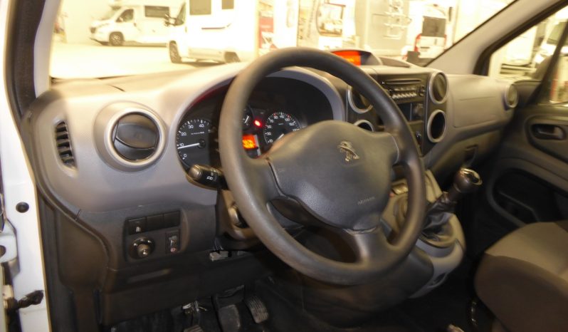 
								PEUGEOT Partner L1 1.6 HDi 75 CV lleno									