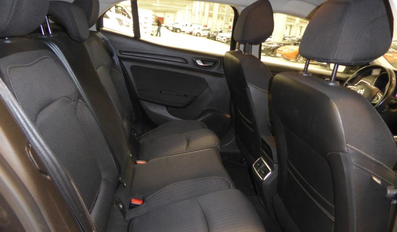 
								Renault Megane Business dCi 90CV lleno									